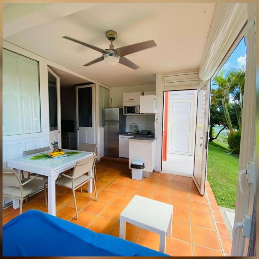 Appartement Rez-De-Chaussee De Villa A 1 Minute De La Plage Saint-Francois  Exterior photo